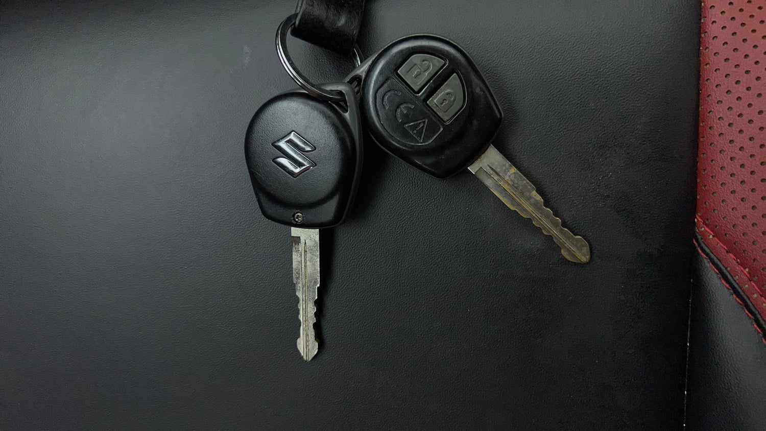 Used 2021 Maruti Suzuki Swift VXi AMT Petrol Automatic extra CAR KEY VIEW