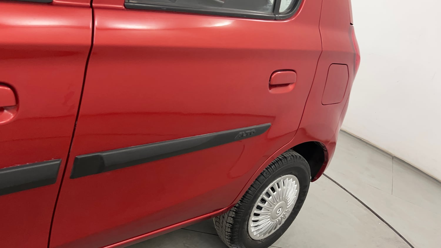 Used 2016 Maruti Suzuki Alto 800 VXi Petrol Manual dents MINOR SCRATCH