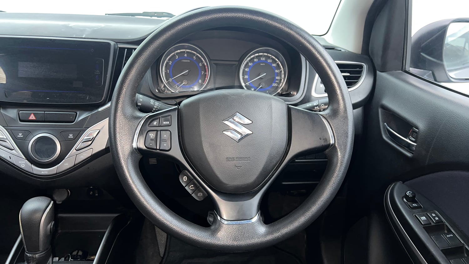 Used 2019 null Petrol Automatic interior STEERING VIEW