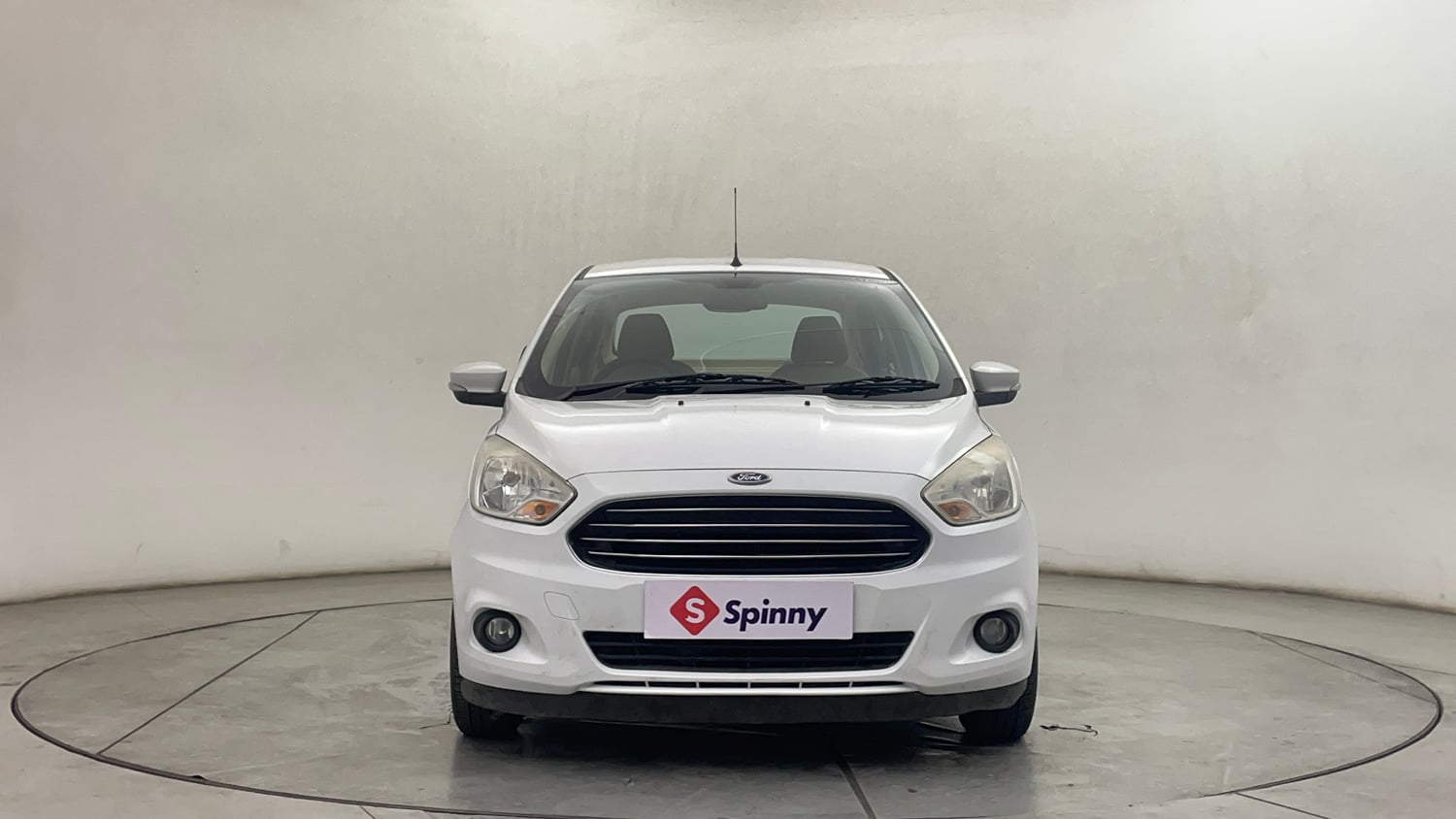 Used 2016 Ford Figo Aspire Titanium 1.2 Ti-VCT Petrol Manual exterior FRONT VIEW