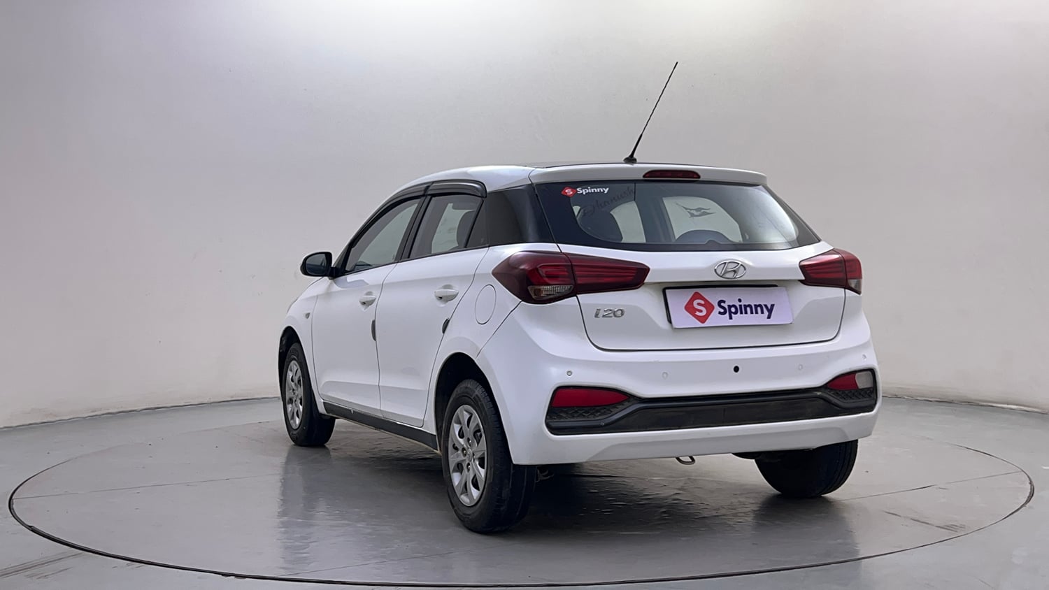 Used 2019 Hyundai Elite i20 Magna Plus 1.2 Petrol Manual exterior LEFT REAR CORNER VIEW
