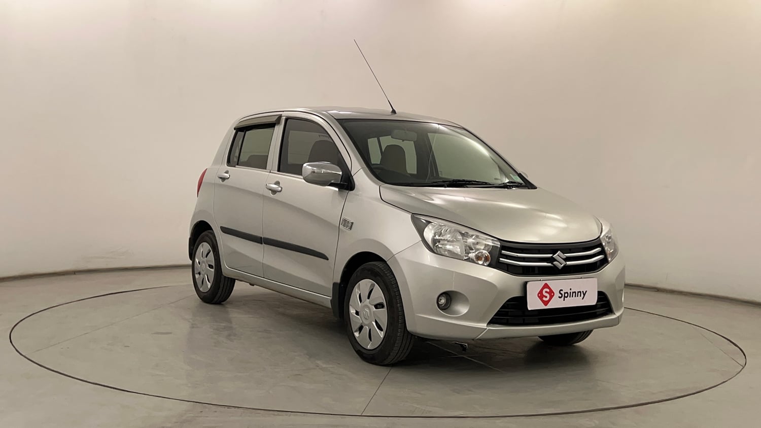 Used 2016 Maruti Suzuki Celerio VXi AMT Petrol Automatic exterior RIGHT FRONT CORNER VIEW
