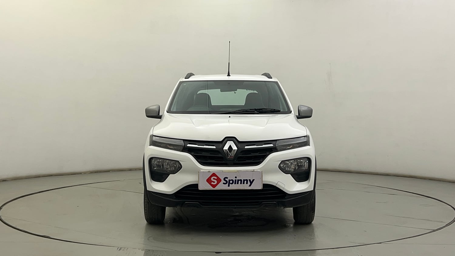 Used 2020 Renault Kwid 1.0 RXT AMT Opt Petrol Automatic exterior FRONT VIEW
