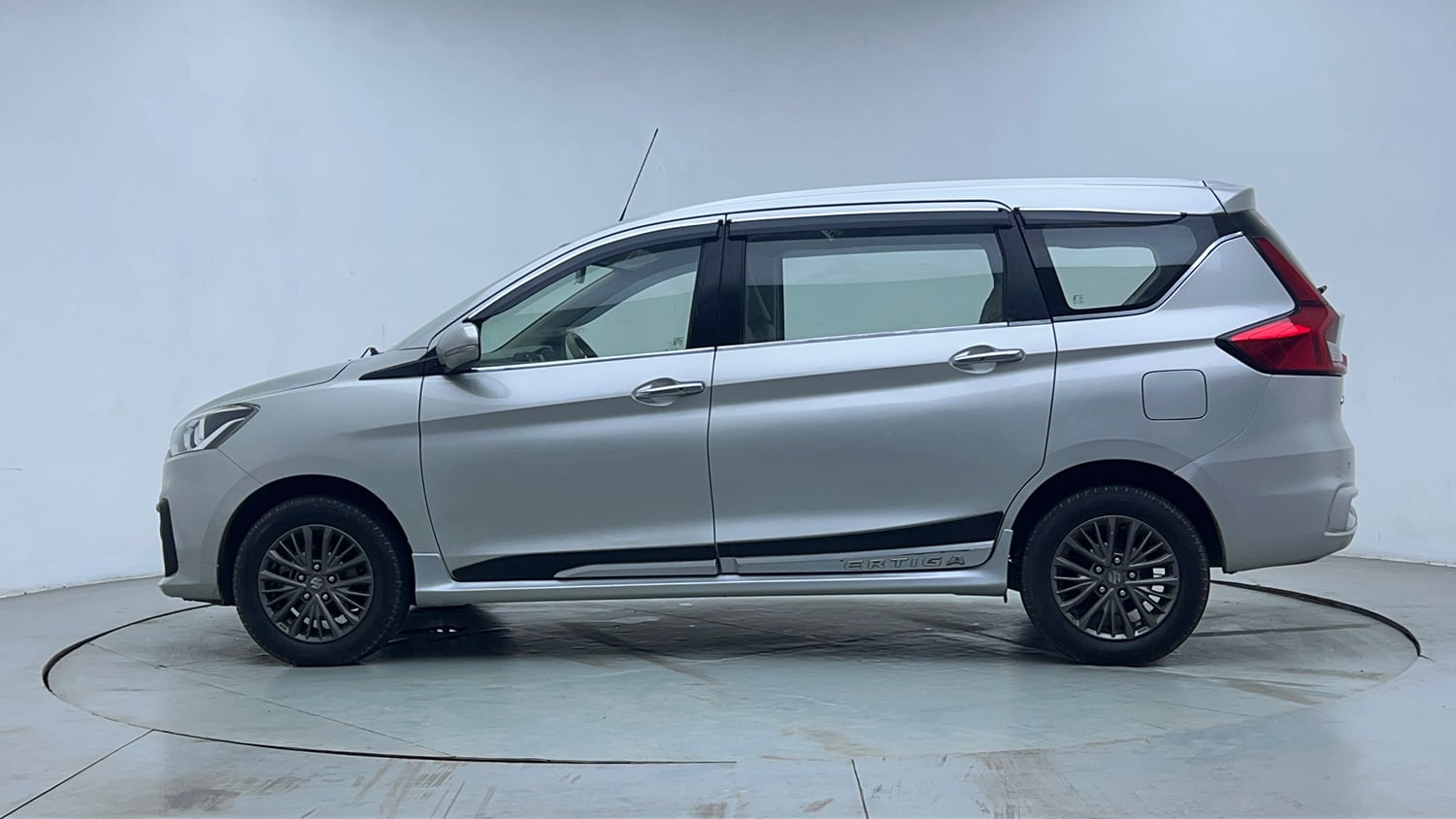 Used 2021 Maruti Suzuki New Ertiga ZXi AT Petrol Automatic exterior LEFT SIDE VIEW