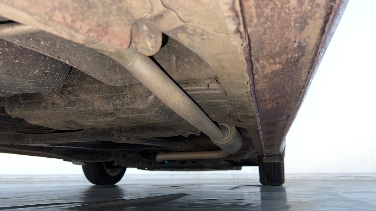 Used 2017 Honda City V Petrol Petrol Manual extra REAR RIGHT UNDERBODY VIEW