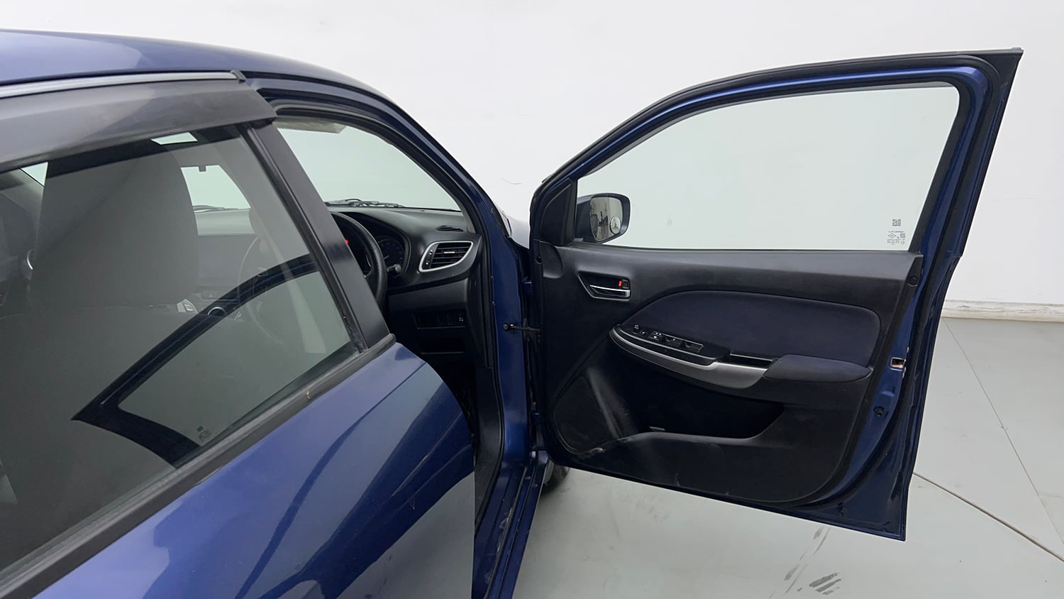 Used 2020 Maruti Suzuki Baleno Delta Petrol Manual interior RIGHT FRONT DOOR OPEN VIEW