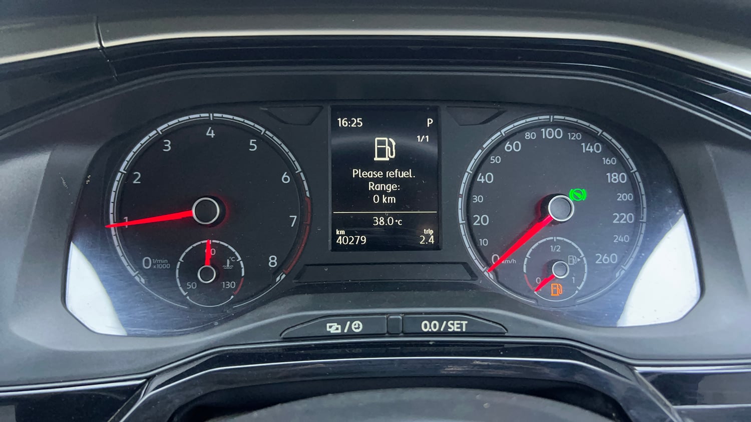 Used 2023 Volkswagen Virtus Highline 1.0 TSI AT Petrol Automatic interior CLUSTERMETER VIEW