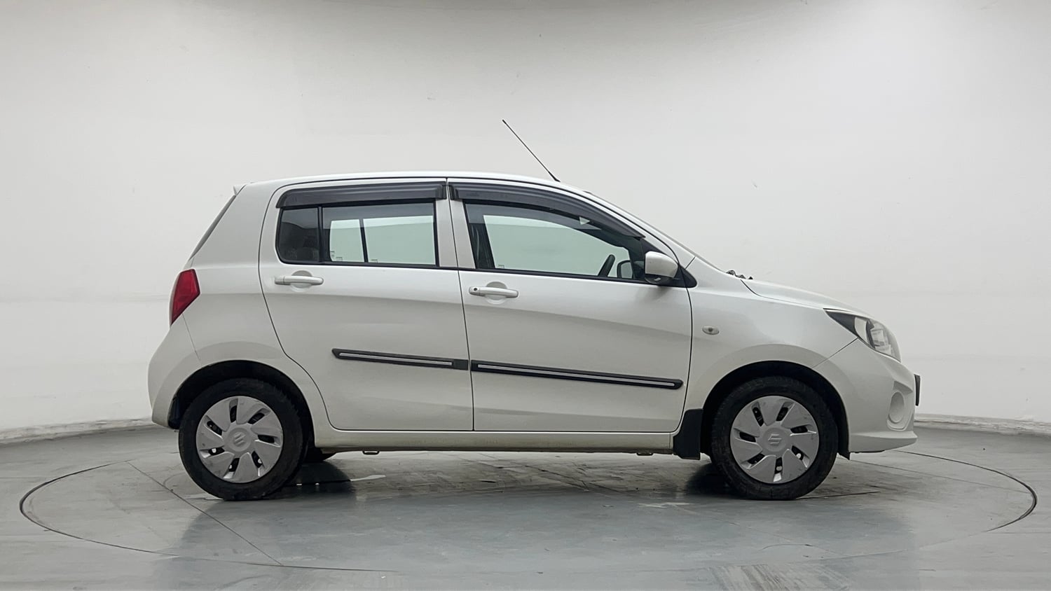 Used 2019 Maruti Suzuki Celerio VXi Petrol Manual exterior RIGHT SIDE VIEW
