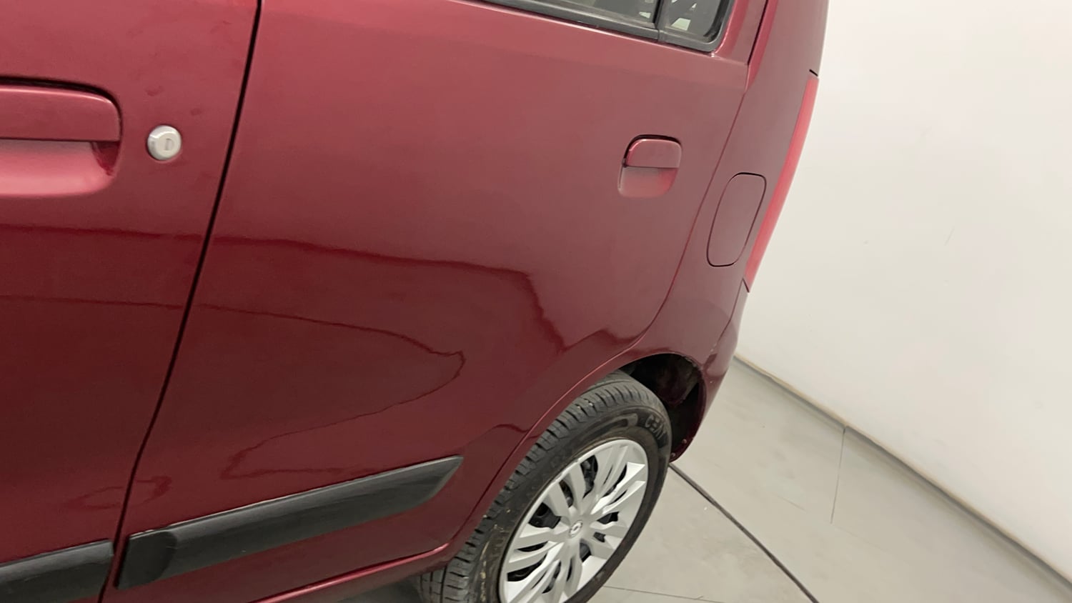 Used 2012 Maruti Suzuki Wagon R 1.0 VXi Petrol Manual dents MINOR SCRATCH