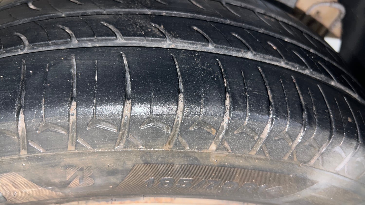 Used 2019 Hyundai Elite i20 Magna Plus 1.2 Petrol Manual tyres LEFT REAR TYRE TREAD VIEW