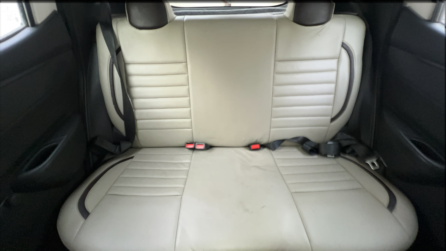 Used 2017 Renault Kwid 1.0 RXT Petrol Manual interior REAR SEAT CONDITION VIEW