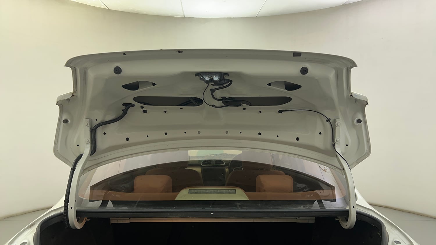 Used 2019 Maruti Suzuki Dzire VXi Petrol Manual interior DICKY DOOR OPEN VIEW