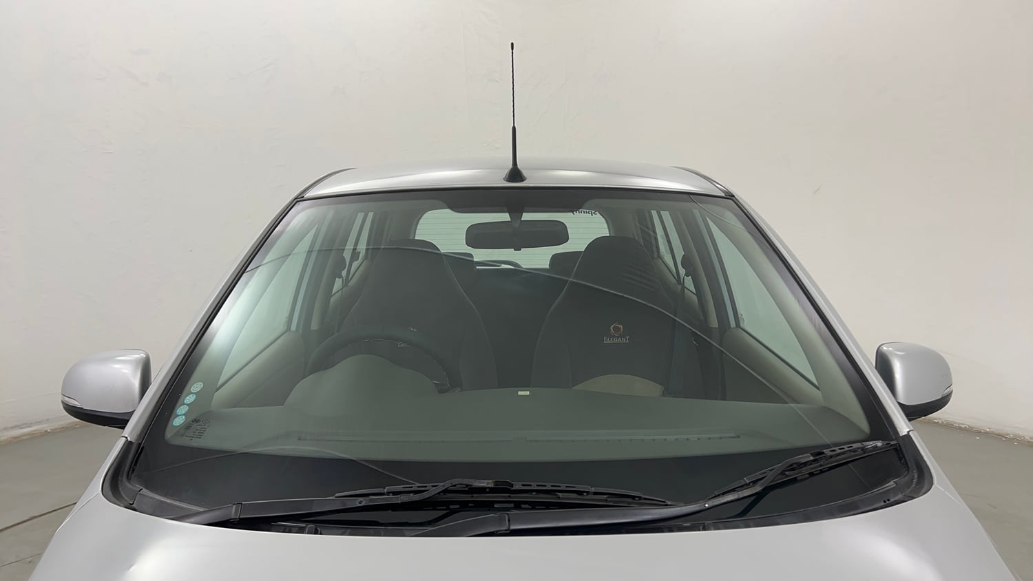 Used 2013 Hyundai i10 Sportz 1.2 AT Kappa2 Petrol Automatic exterior FRONT WINDSHIELD VIEW