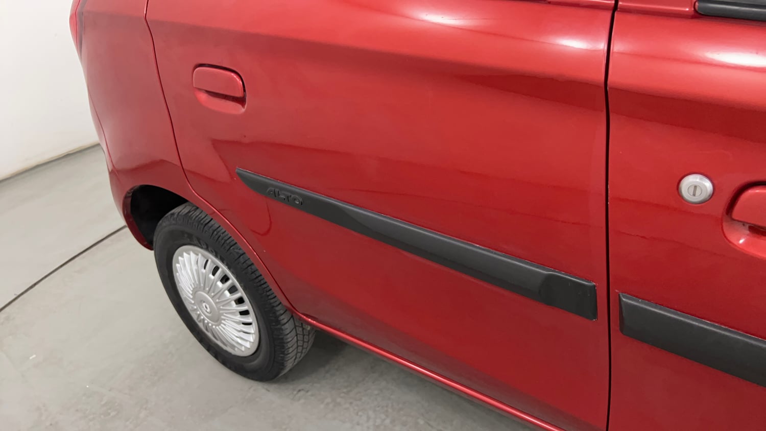 Used 2016 Maruti Suzuki Alto 800 VXi Petrol Manual dents MINOR SCRATCH