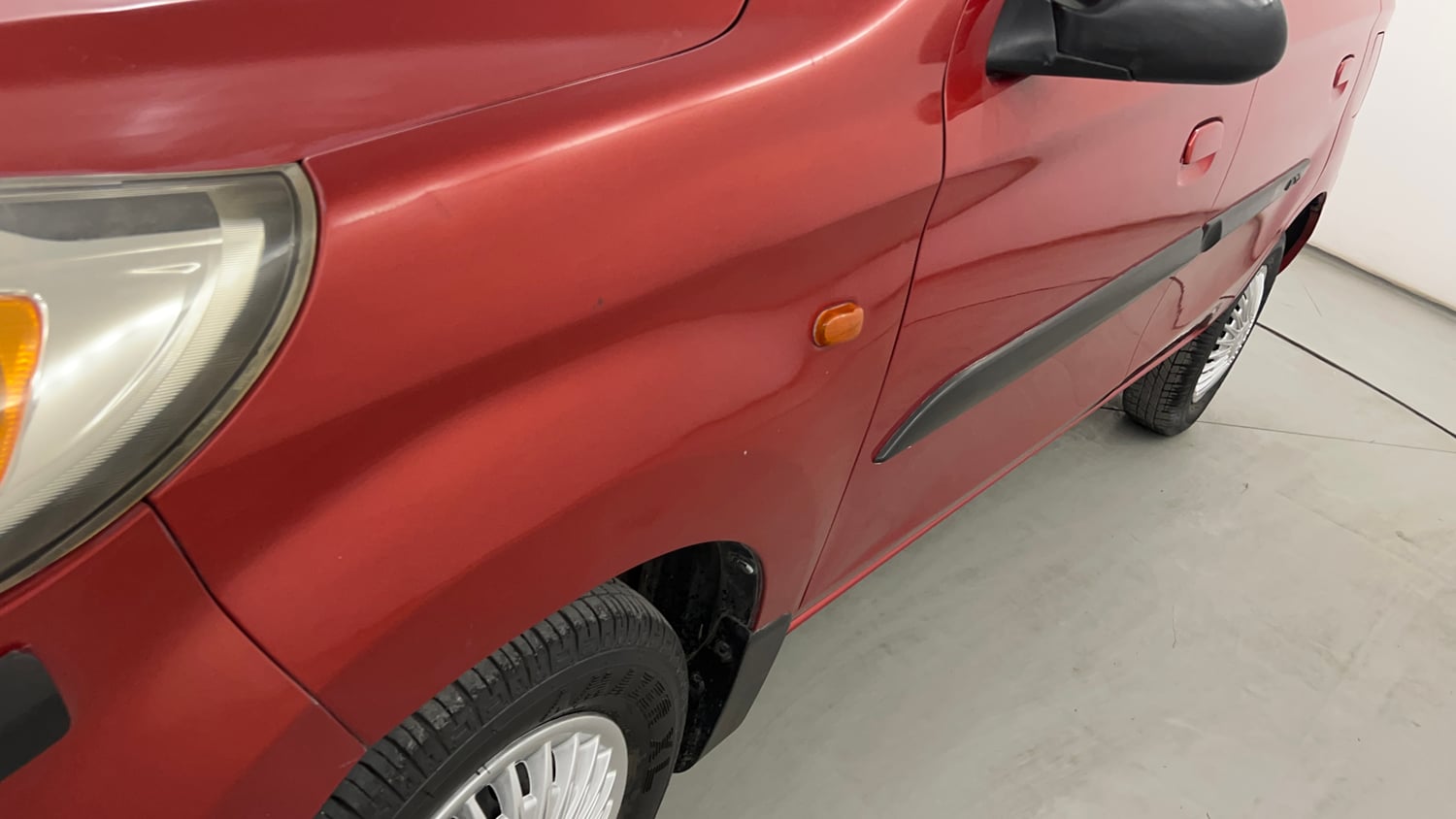 Used 2016 Maruti Suzuki Alto 800 VXi Petrol Manual dents MINOR SCRATCH
