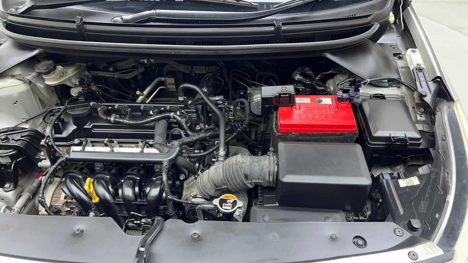 Used 2019 Hyundai Elite i20 Magna Executive 1.2 Petrol Manual engine ENGINE LEFT SIDE VIEW