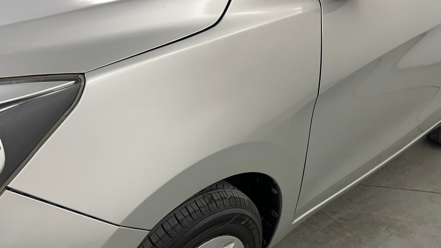 Used 2017 Maruti Suzuki Celerio ZXi AMT Petrol Automatic dents MINOR SCRATCH