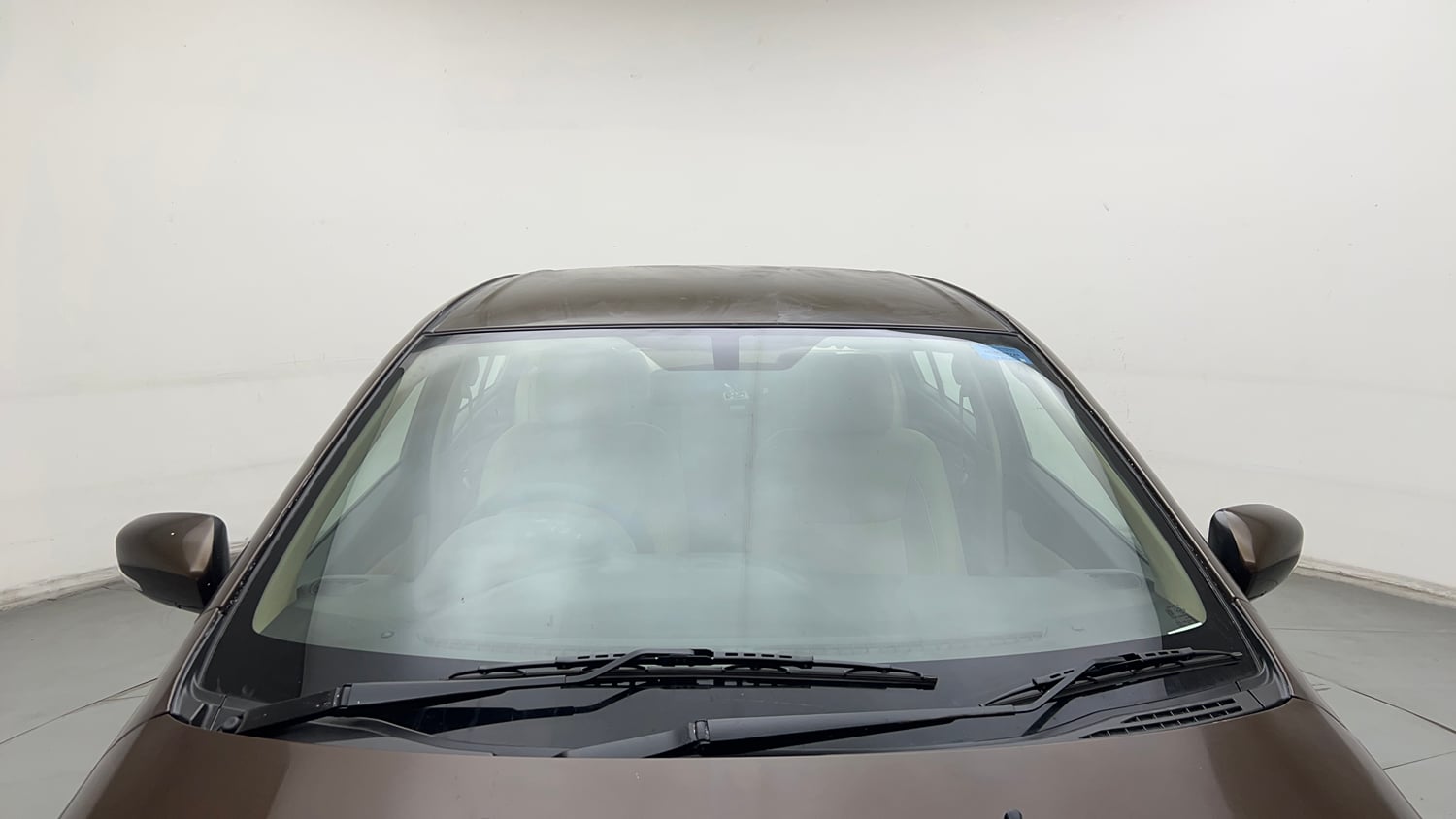 Used 2016 Maruti Suzuki Ciaz ZXi Petrol Manual exterior FRONT WINDSHIELD VIEW