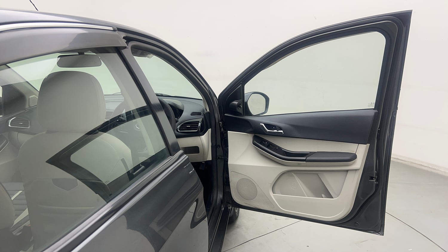 Used 2023 Tata Tiago XZA Plus Petrol Automatic interior RIGHT FRONT DOOR OPEN VIEW