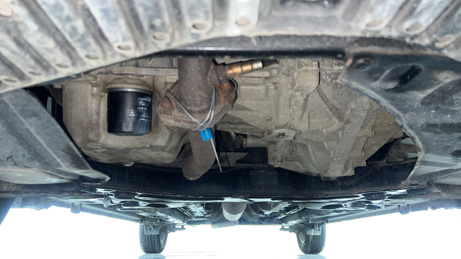 Used 2016 Maruti Suzuki Ciaz ZXi Petrol Manual extra FRONT LEFT UNDERBODY VIEW