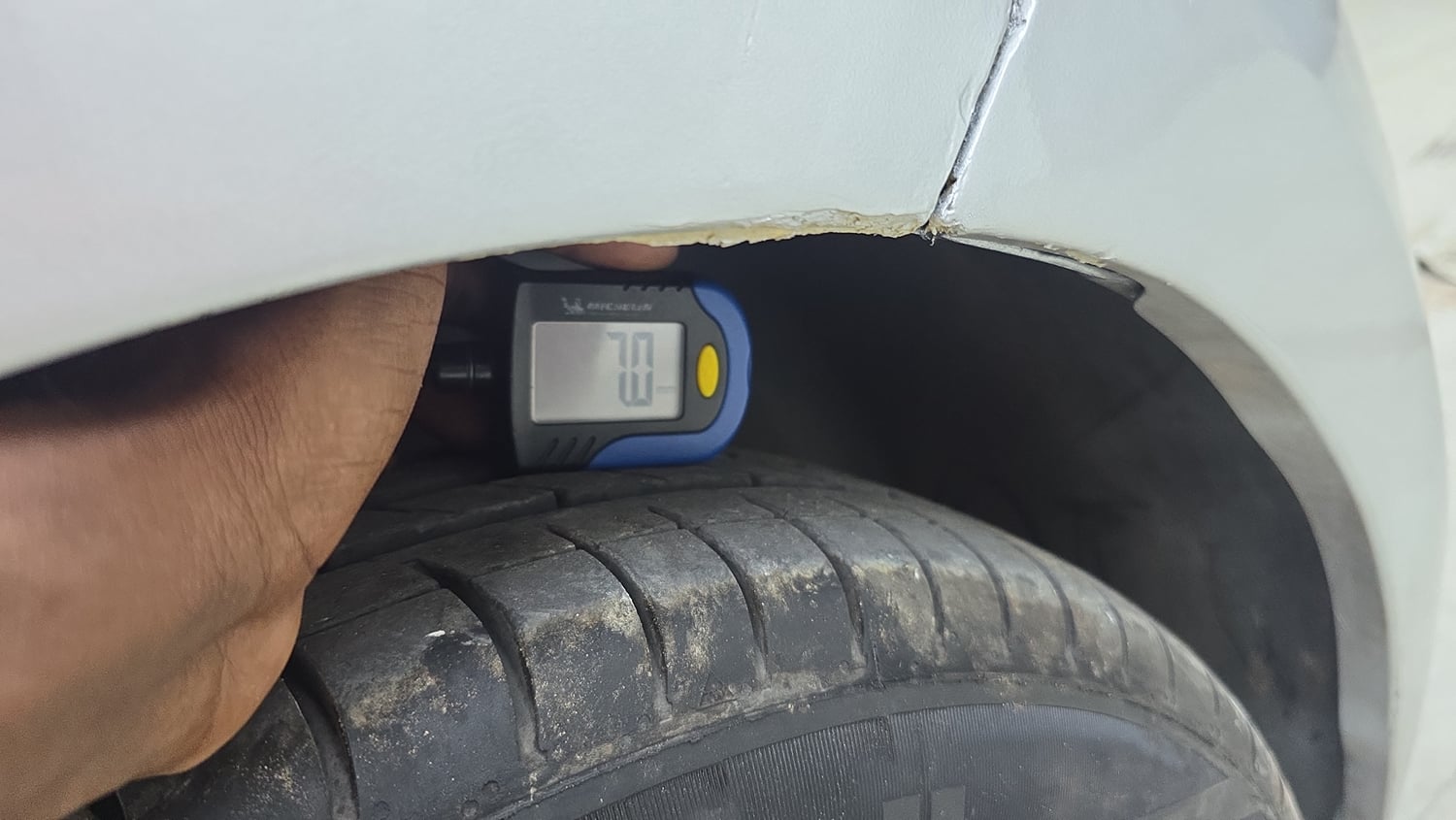 Used 2014 Hyundai Xcent S 1.2 (O) Petrol Manual tyres RIGHT FRONT TYRE TREAD VIEW