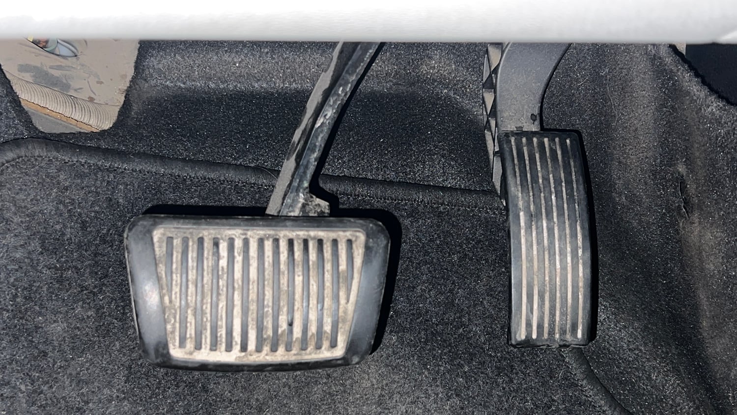 Used 2022 Kia Sonet HTX 1.5 AT Diesel Automatic interior PEDALS VIEW