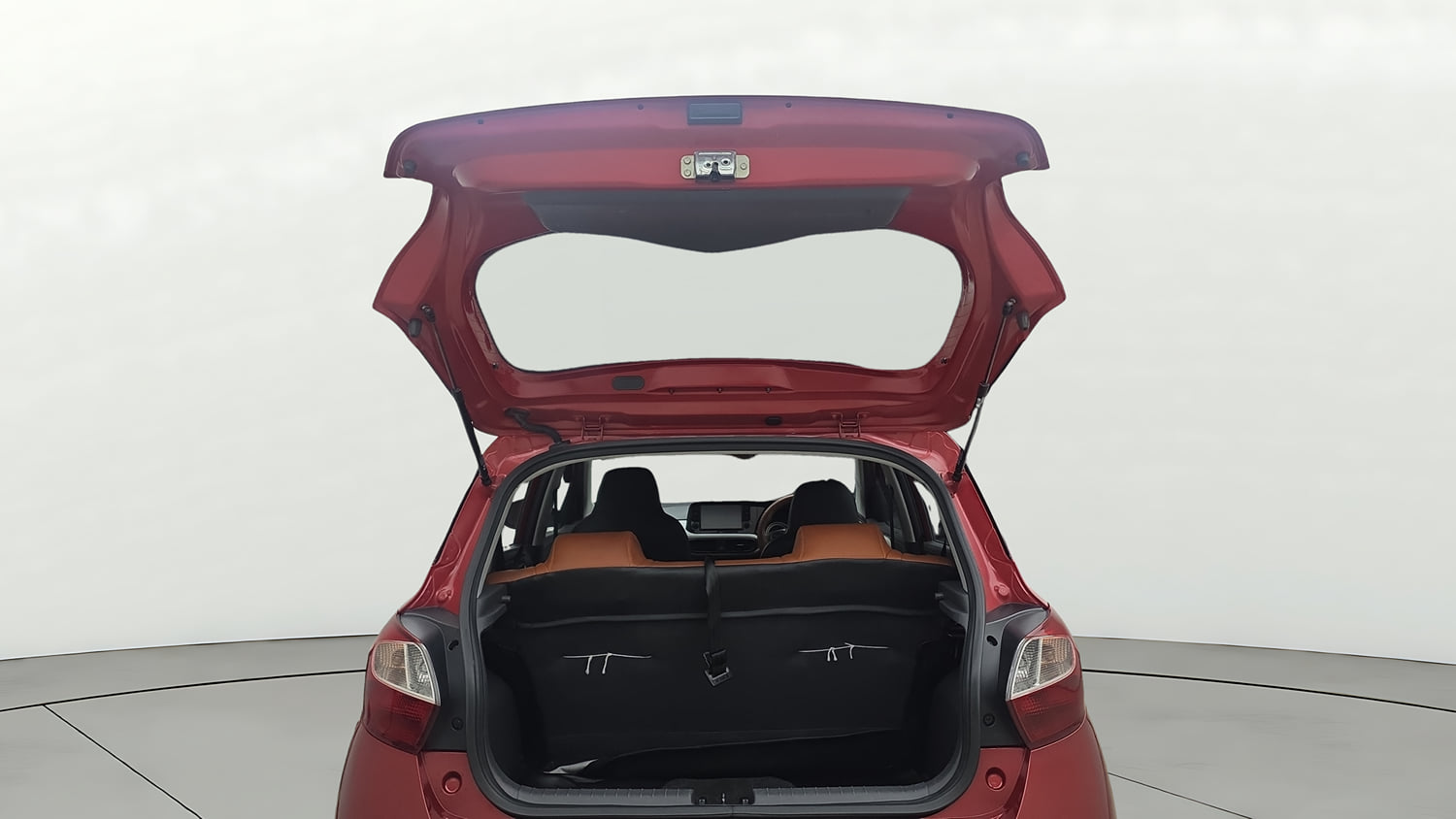 Used 2020 Hyundai Grand i10 Nios Sportz 1.2 Kappa VTVT Petrol Manual interior DICKY DOOR OPEN VIEW