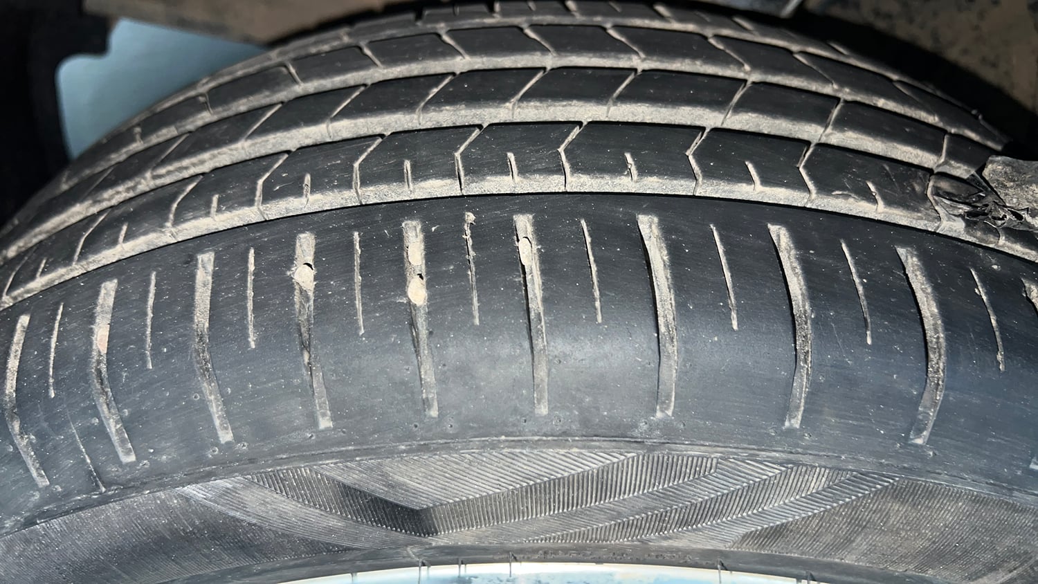 Used 2022 Maruti Suzuki Baleno Alpha MT Petrol Manual tyres LEFT FRONT TYRE TREAD VIEW