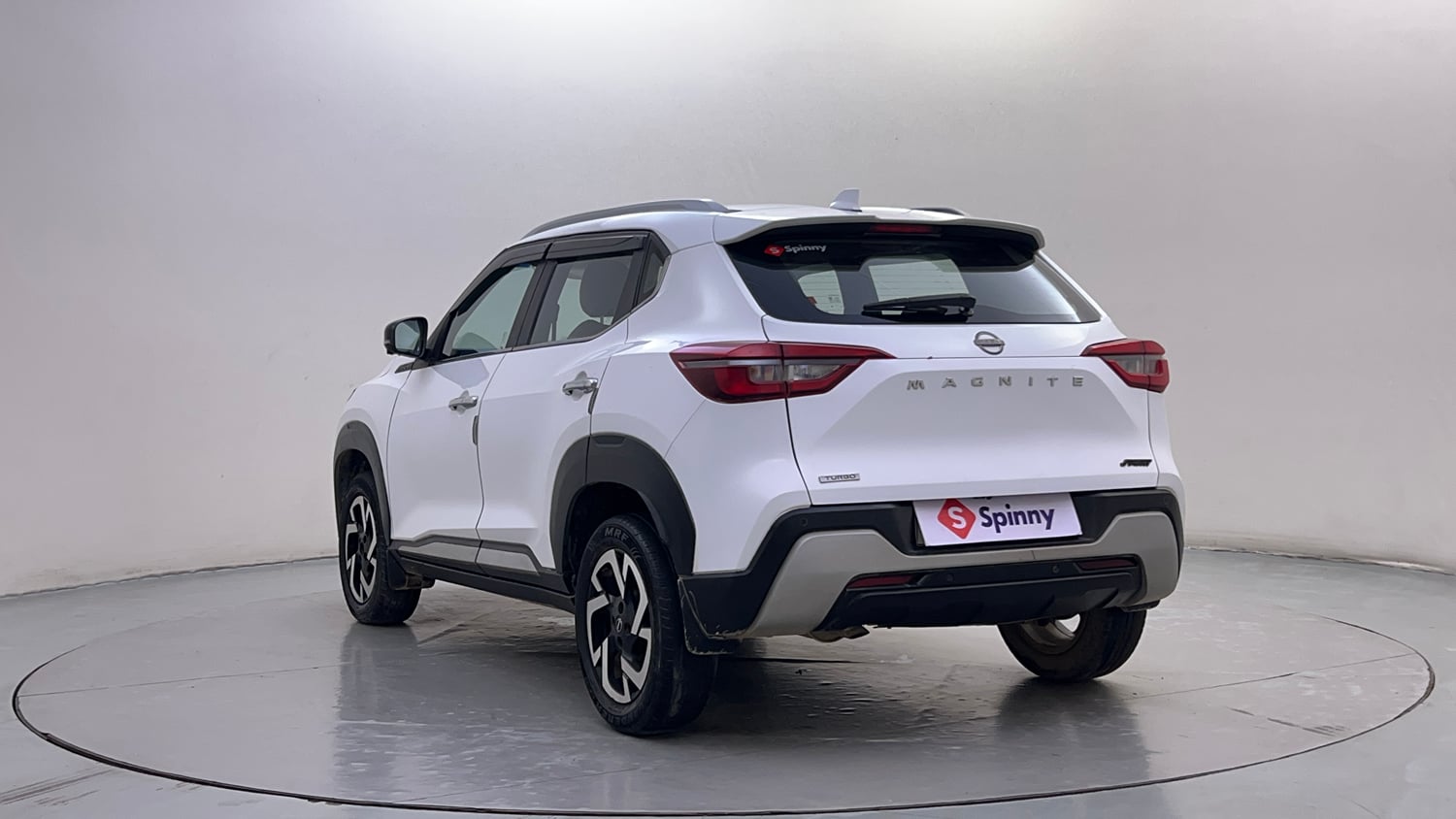 Used 2022 Nissan Magnite XV Premium Turbo Petrol Manual exterior LEFT REAR CORNER VIEW