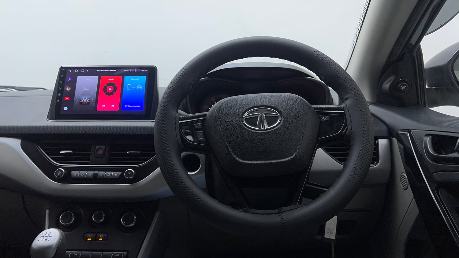 Used 2018 Tata Nexon XM Petrol Manual interior STEERING VIEW