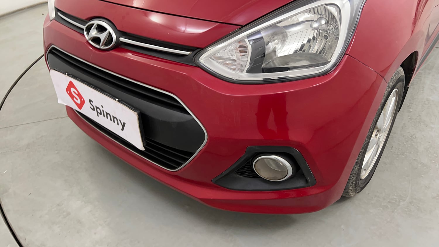 Used 2016 Hyundai Xcent SX 1.2 Petrol Manual dents MINOR SCRATCH