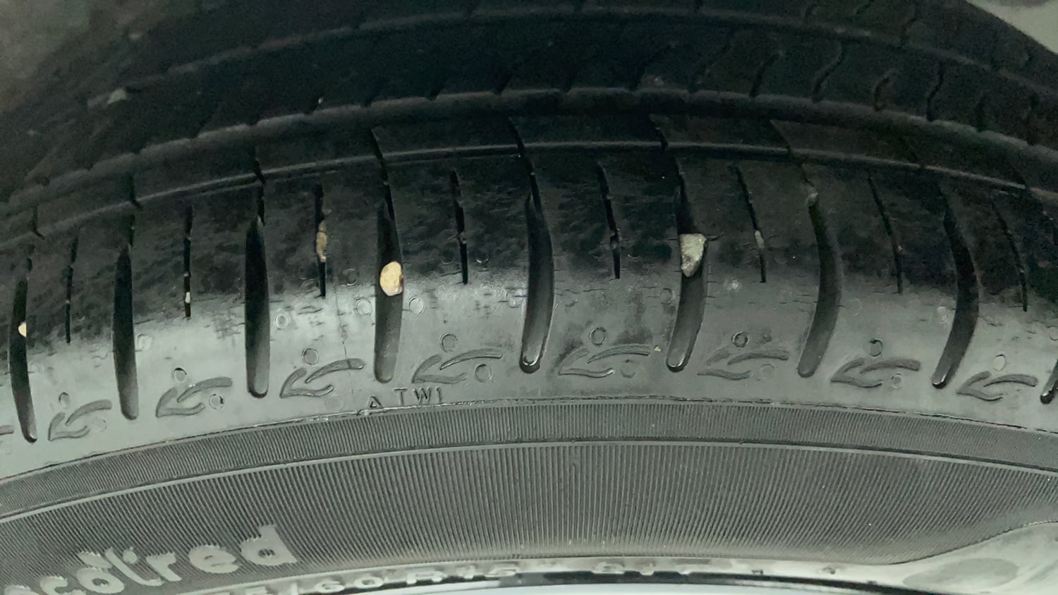 Used 2023 Hyundai Grand i10 Nios Sportz 1.2 Kappa AMT Petrol Automatic tyres LEFT REAR TYRE TREAD VIEW