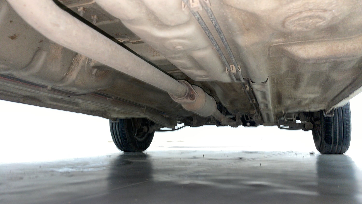 Used 2019 Maruti Suzuki Alto 800 LXi Petrol Manual extra REAR RIGHT UNDERBODY VIEW