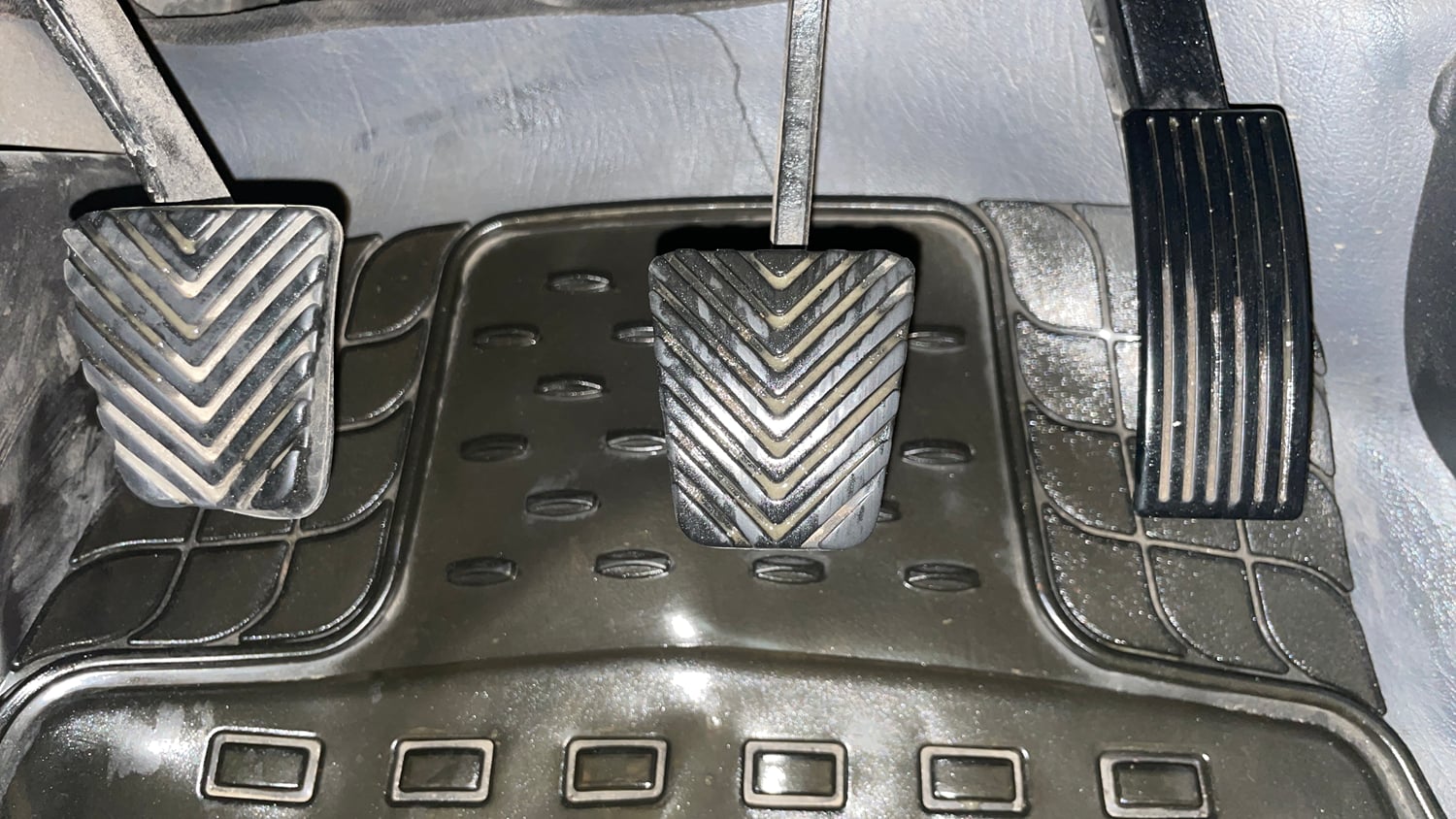 Used 2020 Hyundai Elite i20 Sportz Plus 1.2 Petrol Manual interior PEDALS VIEW