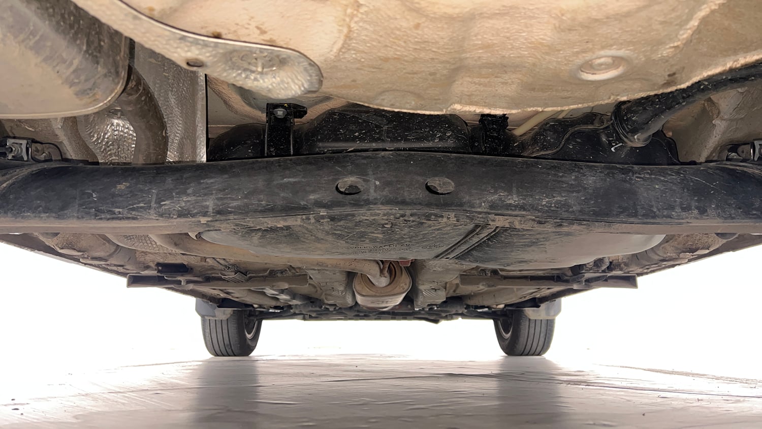 Used 2025 Skoda Kylaq Signature Plus AT Petrol Automatic extra REAR UNDERBODY VIEW (TAKEN FROM REAR)