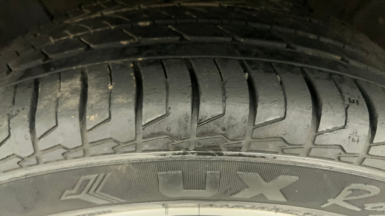 Used 2023 Hyundai Creta SX 1.5 Petrol Petrol Manual tyres LEFT FRONT TYRE TREAD VIEW