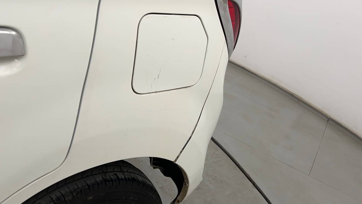 Used 2018 Maruti Suzuki Alto 800 LXi (O) Petrol Manual dents MINOR SCRATCH