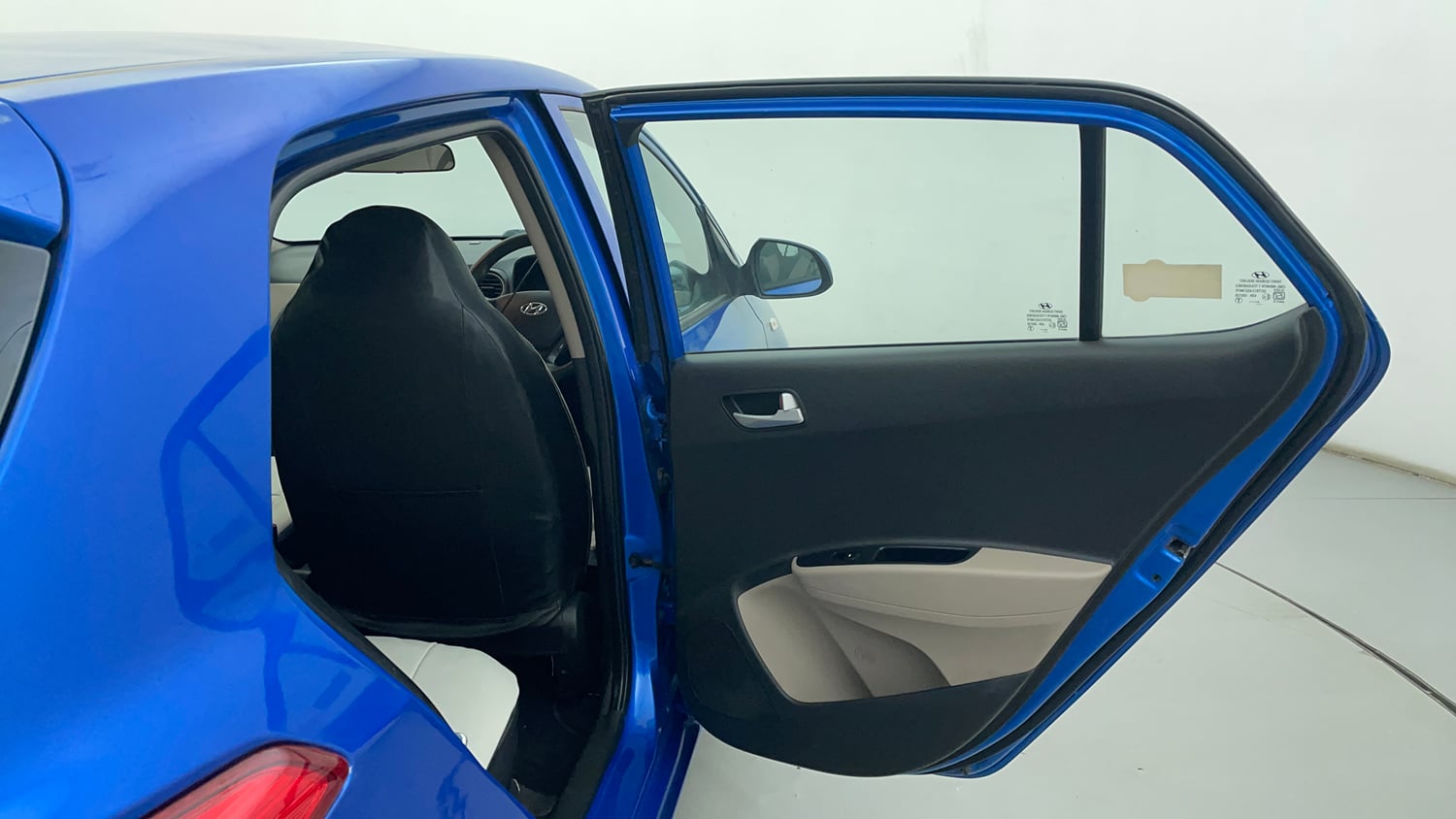 Used 2018 Hyundai Grand i10 Sportz 1.2 Kappa VTVT Petrol Manual interior RIGHT REAR DOOR OPEN VIEW