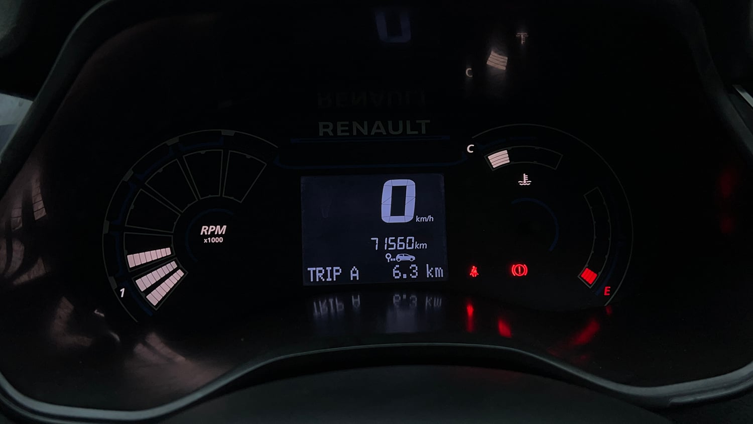 Used 2022 Renault Triber RXT Petrol Manual interior CLUSTERMETER VIEW