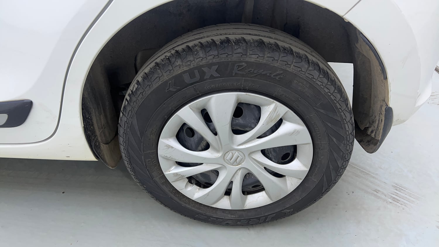 Used 2023 Maruti Suzuki Swift VXi Petrol Manual tyres LEFT REAR TYRE RIM VIEW