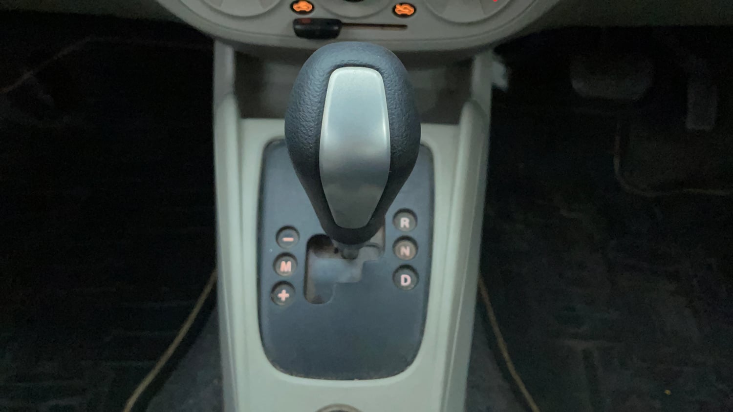 Used 2015 Maruti Suzuki Alto K10 VXi AMT Petrol Automatic interior GEAR  KNOB VIEW