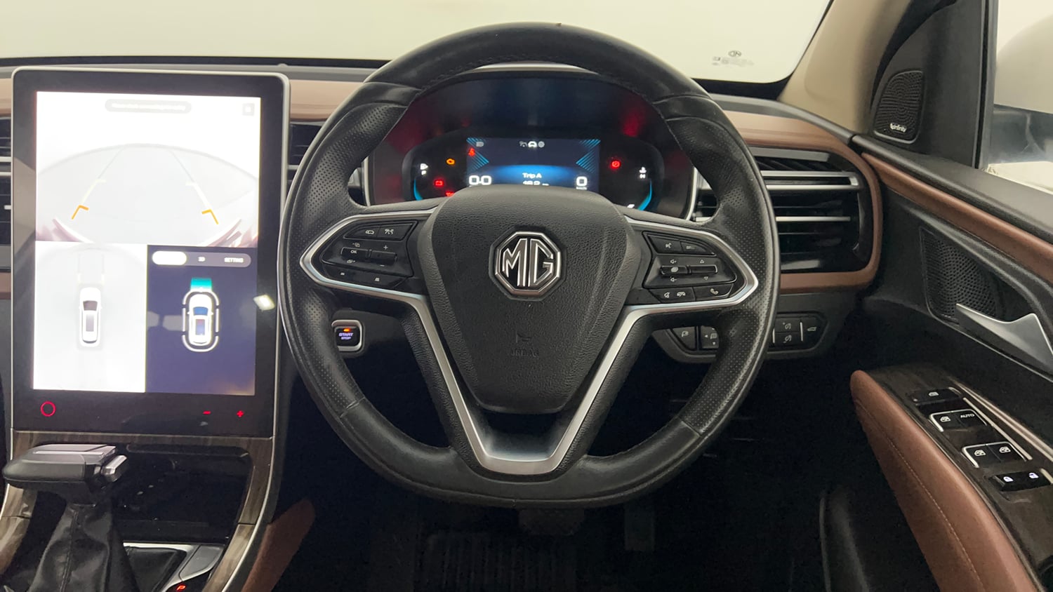 Used 2023 MG Motors Hector Plus Savvy Pro 1.5 Turbo Petrol CVT 7 STR Petrol Automatic interior STEERING VIEW