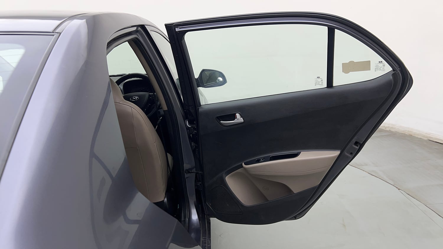 Used 2017 Hyundai Xcent SX Petrol Manual interior RIGHT REAR DOOR OPEN VIEW