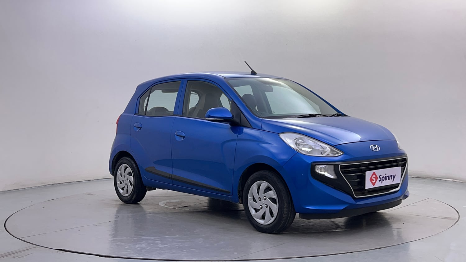 Used 2019 Hyundai Santro Asta Petrol Manual exterior RIGHT FRONT CORNER VIEW