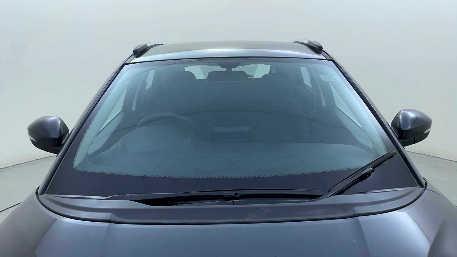 Used 2019 Tata Nexon XZ Plus Diesel Diesel Manual exterior FRONT WINDSHIELD VIEW