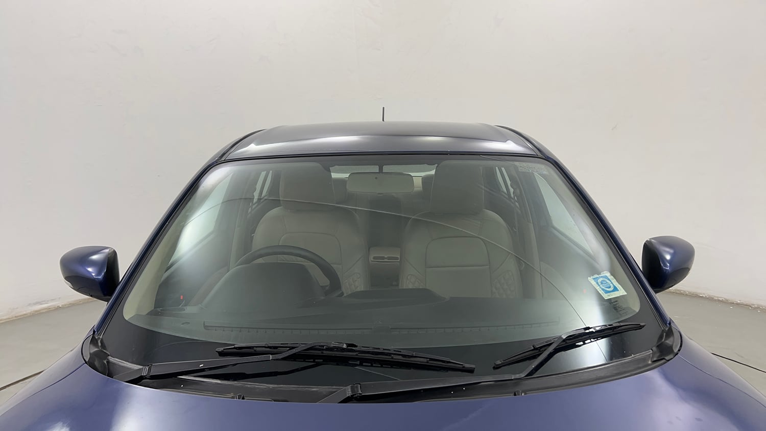 Used 2018 Maruti Suzuki Dzire VXi Petrol Manual exterior FRONT WINDSHIELD VIEW