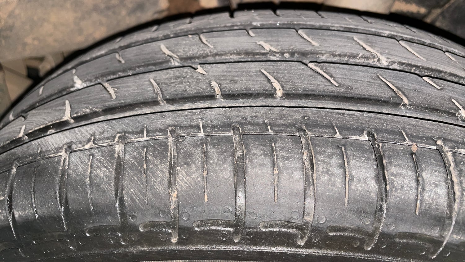 Used 2024 Hyundai Exter S 1.2 AMT Petrol Automatic tyres LEFT REAR TYRE TREAD VIEW