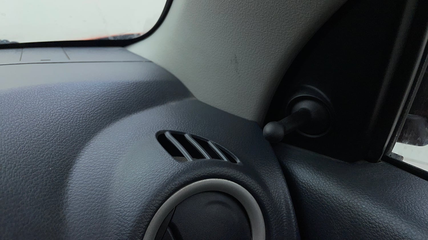 Used 2015 Maruti Suzuki Alto K10 VXi AMT Petrol Automatic top_features Adjustable ORVM