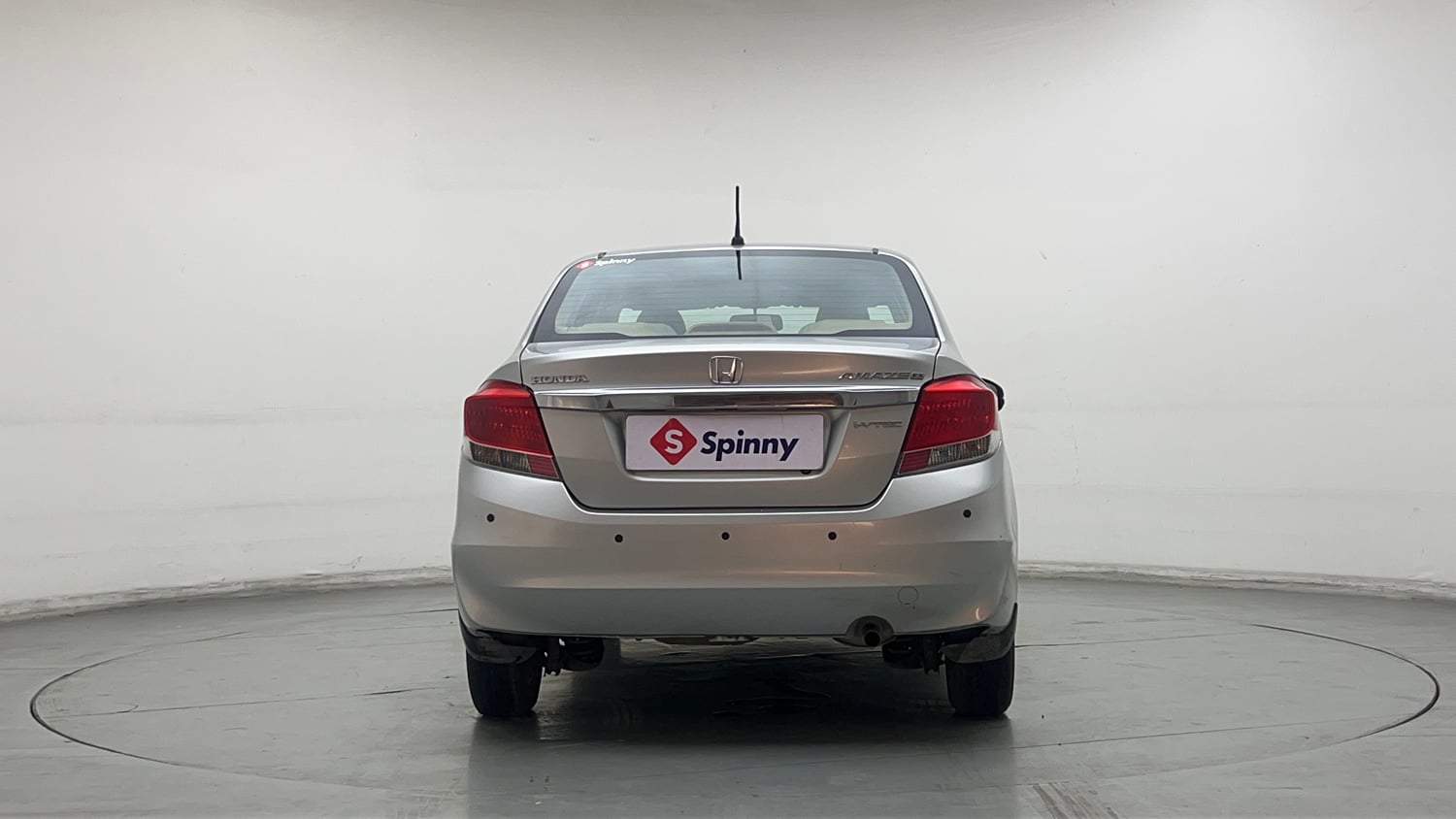 Used 2015 Honda Amaze 1.2 VX AT i-VTEC Petrol Automatic exterior BACK VIEW