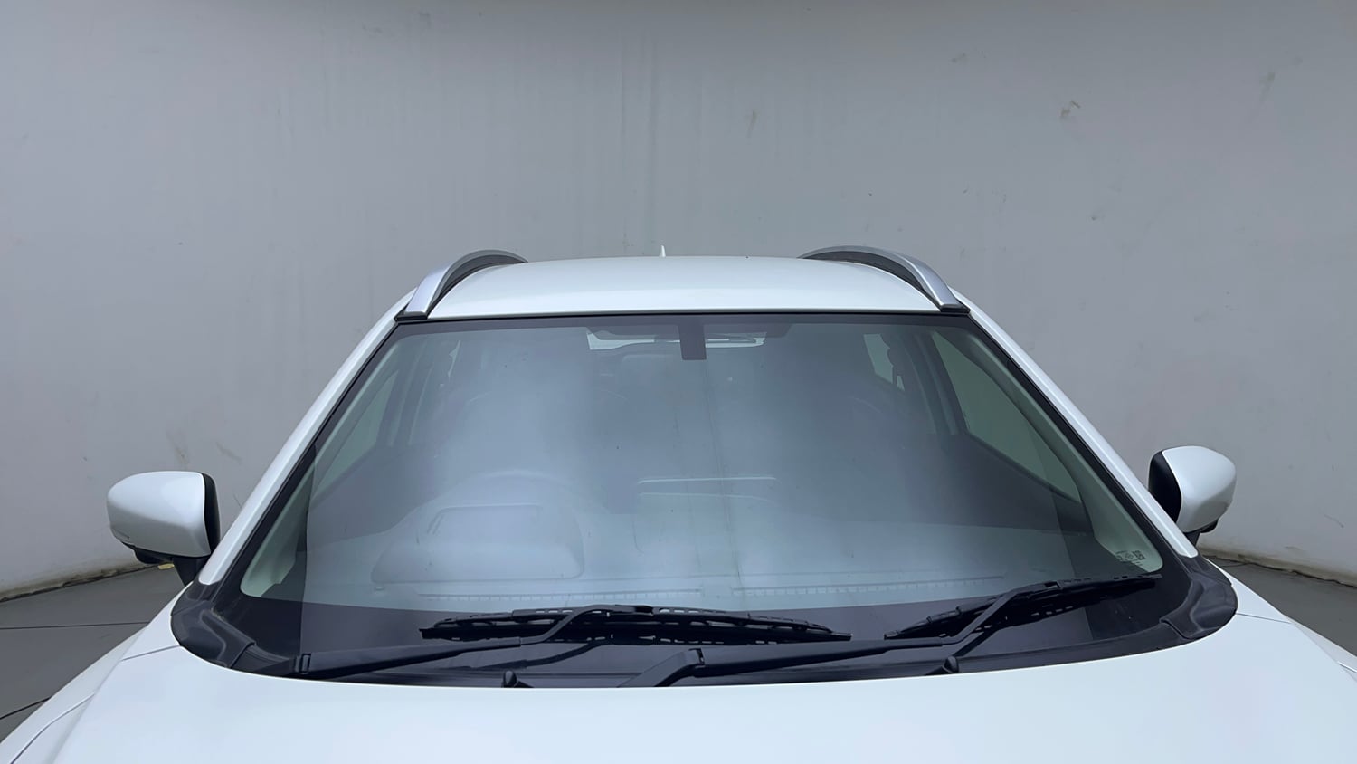 Used 2024 Maruti Suzuki Fronx Alpha 1.0L Turbo 6 AT Petrol Automatic exterior FRONT WINDSHIELD VIEW